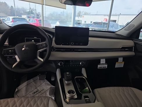 New 2026 Mitsubishi Outlander SEL AWD/4WD image 12