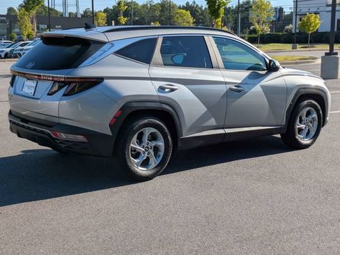 Used 2022 Hyundai Tucson SEL FWD image 4