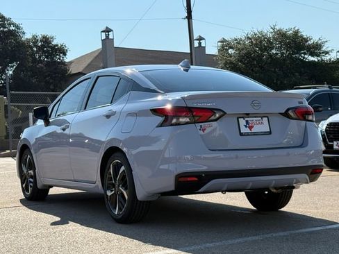 New 2025 Nissan Versa SR w/ Trunk Package image 7