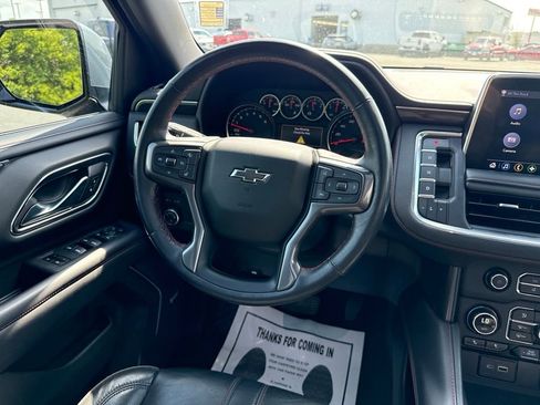 Used 2021 Chevrolet Tahoe RST w/ Luxury Package AWD/4WD image 17