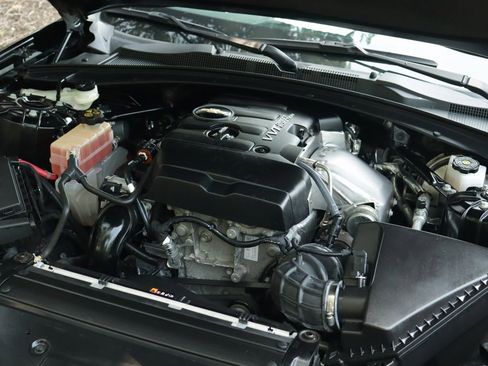 Used 2023 Chevrolet Camaro LT image 29