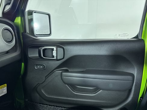 New 2025 Jeep Wrangler Sport S image 33