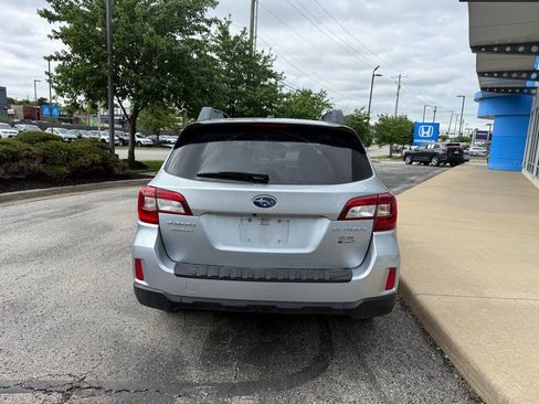 Used 2015 Subaru Outback 2.5i Limited w/ Protection Package #1 AWD/4WD image 10