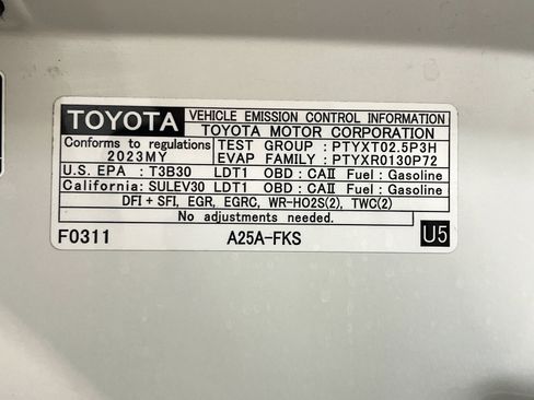 Used 2023 Toyota RAV4 XLE FWD image 24