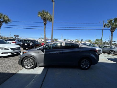 Used 2014 Hyundai Elantra SE w/ Option Group 02 image 7