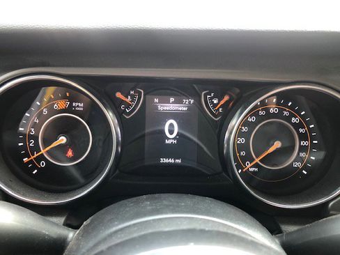 Used 2023 Jeep Wrangler Unlimited Sport image 17