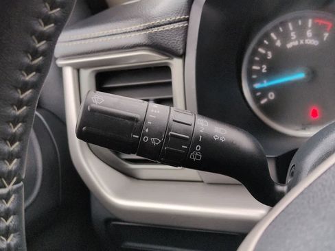 Used 2024 Ford Expedition Max XLT image 27