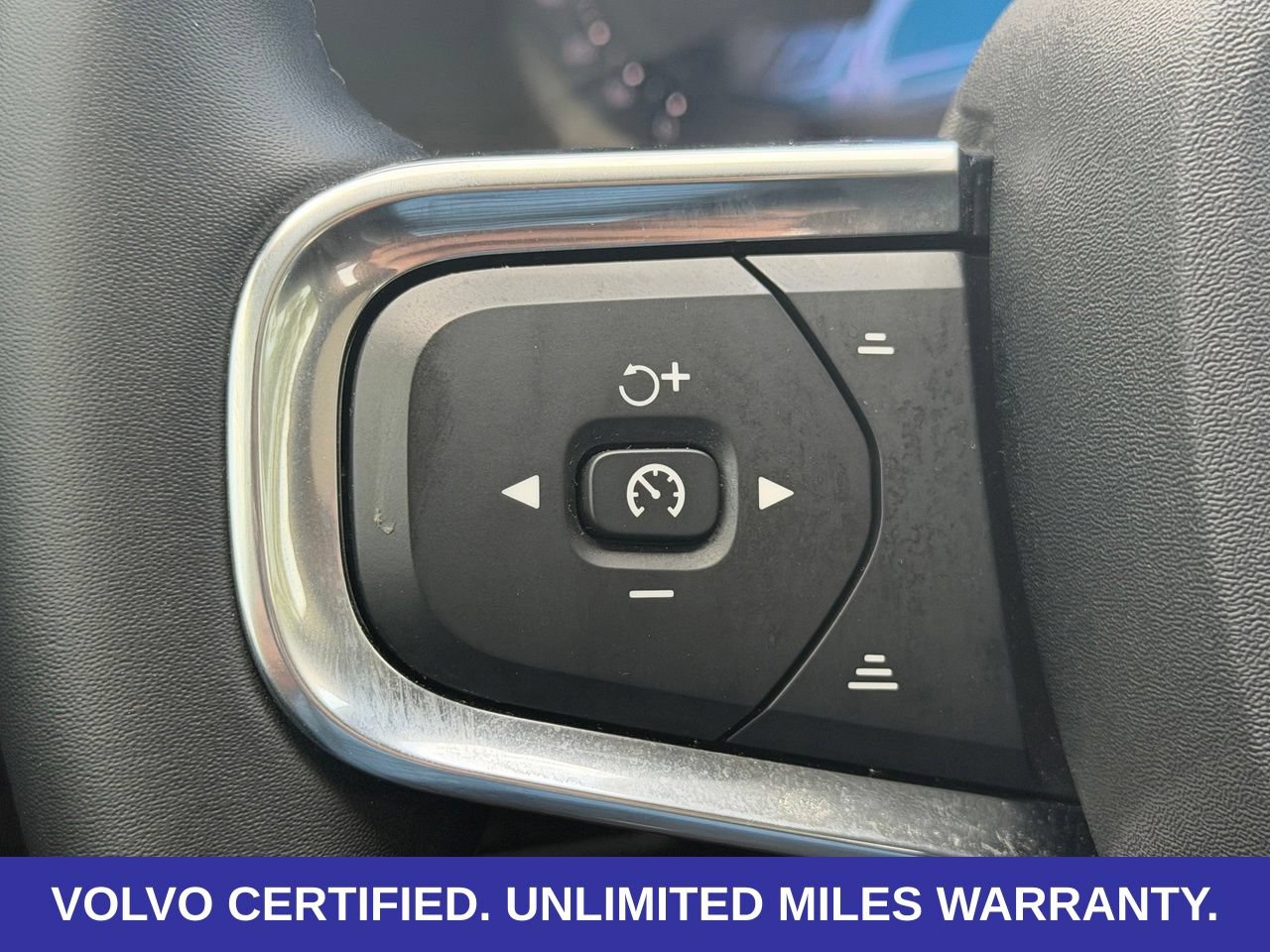 Certified 2026 Volvo XC40 B5 Plus AWD/4WD image 17