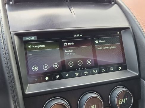 Used 2019 Jaguar F-TYPE SVR image 13