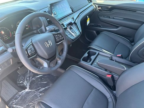 New 2026 Honda Odyssey Elite image 14