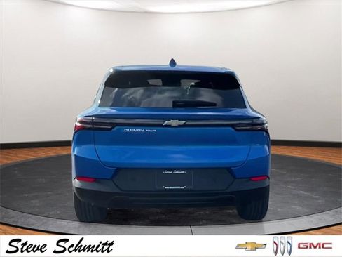 New 2026 Chevrolet Equinox EV LT image 8