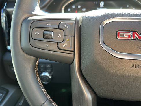 Certified 2025 GMC Sierra 2500 AT4 w/ AT4 Premium Plus Package image 18