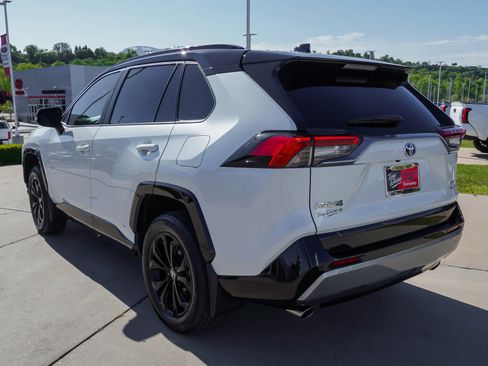 Used 2023 Toyota RAV4 XSE AWD/4WD image 6