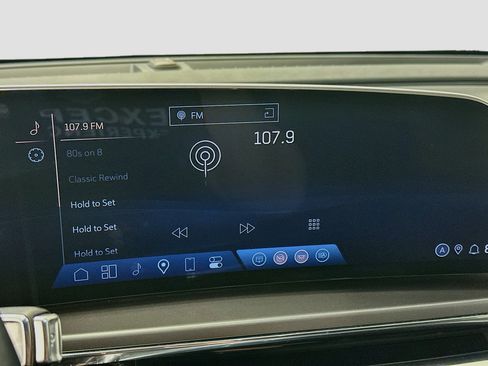 Used 2024 Cadillac Lyriq Tech AWD/4WD image 21