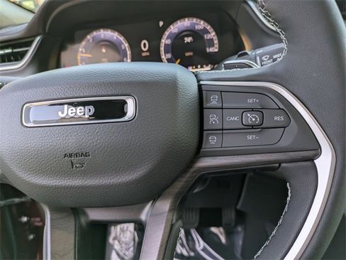 New 2025 Jeep Grand Cherokee L Limited w/ Black Appearance Package image 16