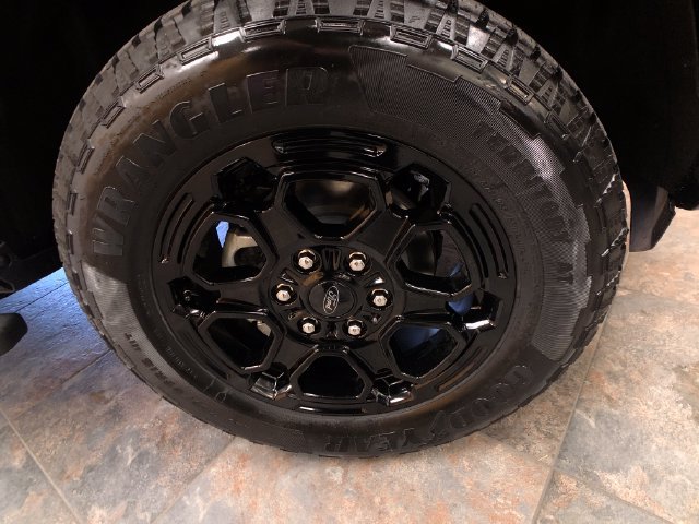 New 2026 Ford Ranger Lariat w/ Black Appearance Package AWD/4WD image 9