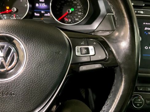 Used 2019 Volkswagen Tiguan SE w/ Panoramic Sunroof Package image 47