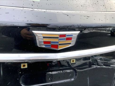 Used 2018 Cadillac XT5 Luxury image 30