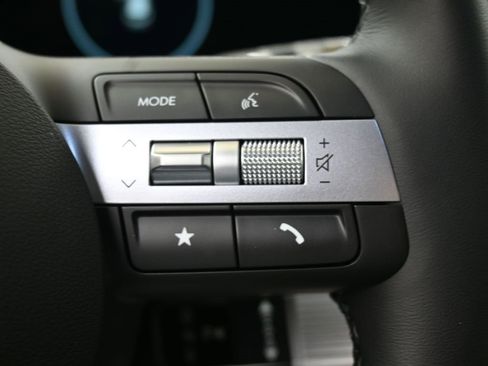 New 2026 Hyundai Tucson Limited image 25