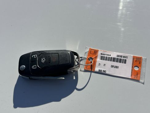 Used 2021 Ford Explorer 2WD image 36