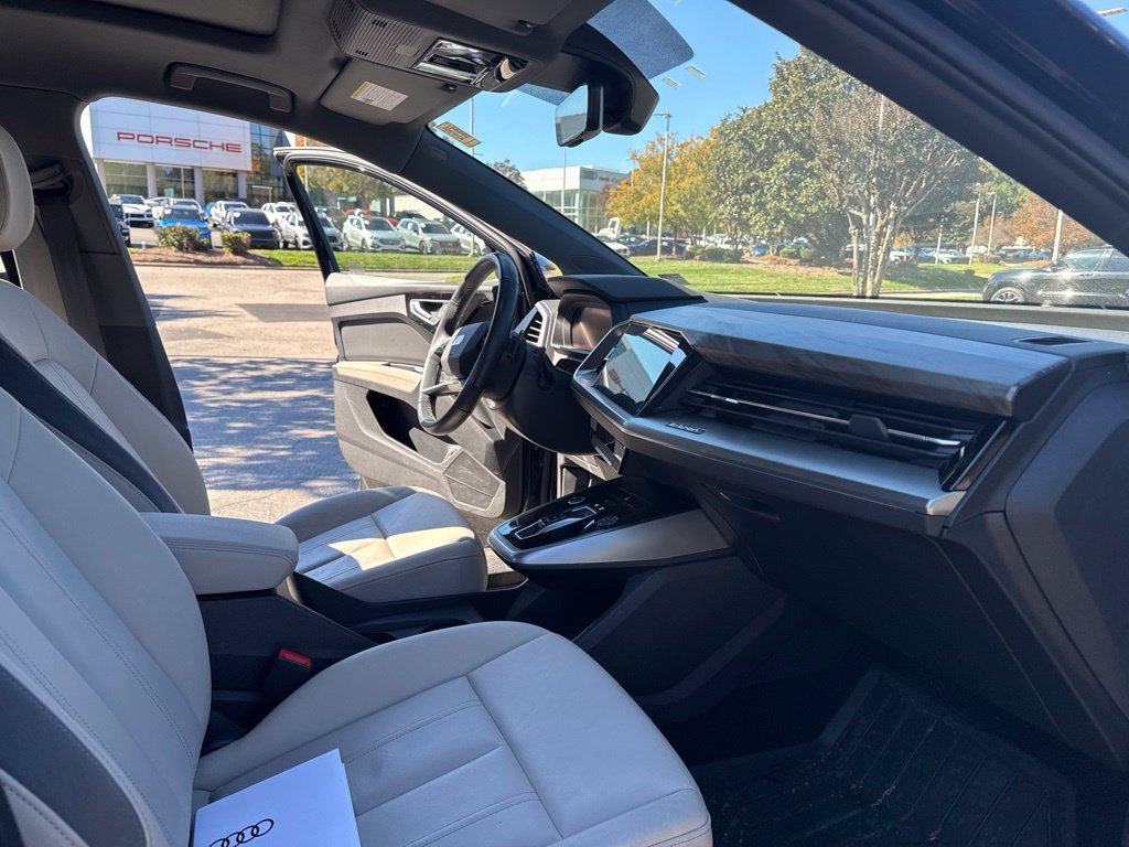 Used 2024 Audi Q4 e-tron Premium Plus w/ Premium Plus AWD/4WD image 18