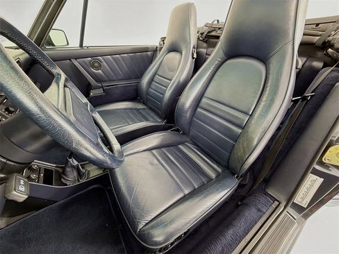 Used 1987 Porsche 911 Carrera image 5