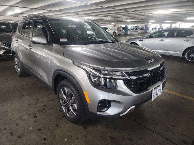 Certified 2024 Kia Seltos S FWD image 2