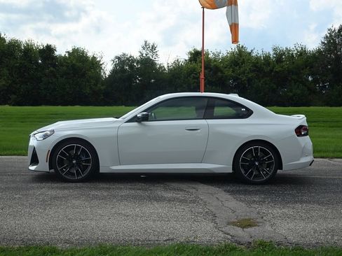 Used 2026 BMW M240i xDrive Coupe AWD/4WD image 8