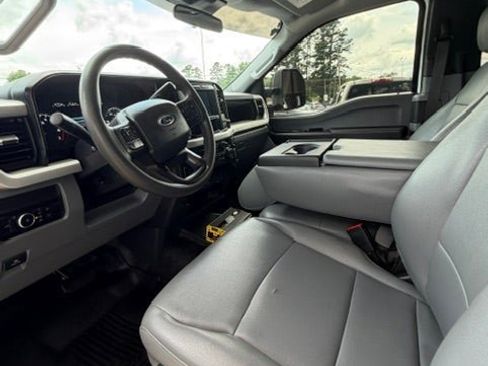 Used 2023 Ford F250 XL w/ XL Off-Road Package AWD/4WD image 10