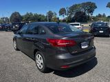 Used 2017 Ford Focus S image 3