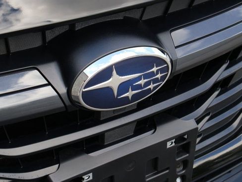 Certified 2025 Subaru Legacy Premium AWD/4WD image 28