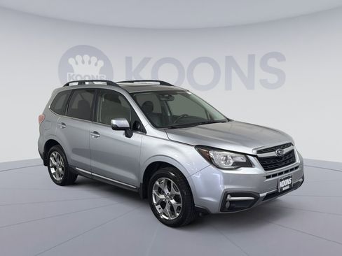 Used 2017 Subaru Forester 2.5i Touring image 10