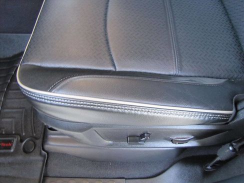 Used 2024 RAM 2500 Laramie image 17