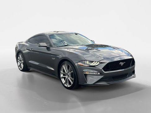 Used 2022 Ford Mustang GT Premium w/ Equipment Group 401A RWD image 8