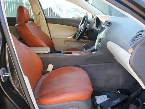 Used 2009 Lexus IS 250 RWD image 10