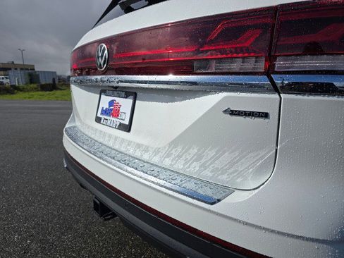 New 2026 Volkswagen Atlas SEL image 17