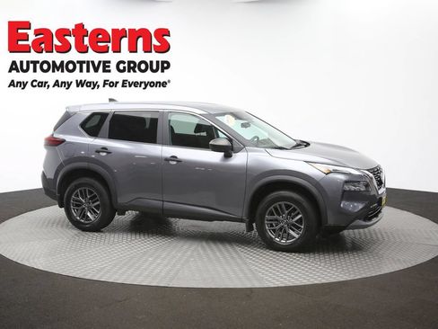 Used 2023 Nissan Rogue S AWD/4WD image 47