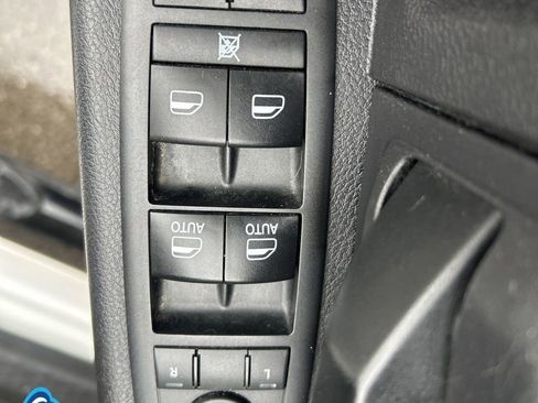 Used 2017 RAM 1500 Express AWD/4WD image 18