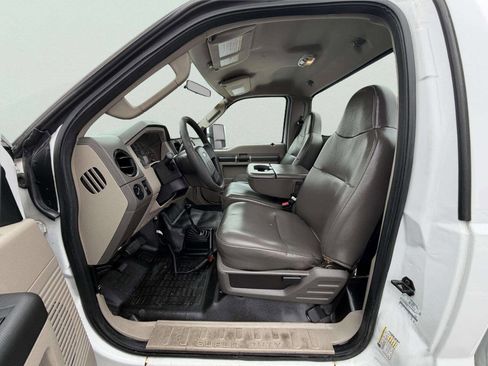 Used 2009 Ford F250 XL image 14