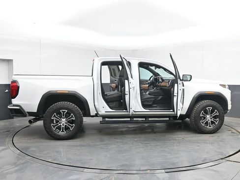 Used 2024 GMC Canyon AT4 w/ AT4 Premium Package AWD/4WD image 50