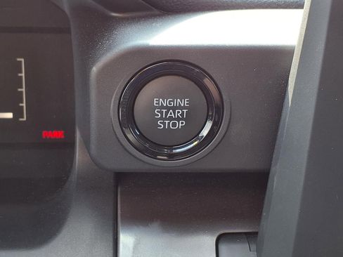 Certified 2025 Toyota Tacoma SR5 image 23