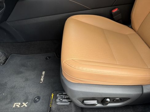 Used 2026 Lexus RX 350 Premium w/ Accessory Package (Z1) FWD image 16