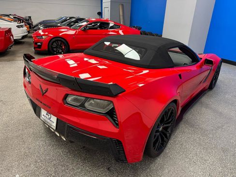 Used 2015 Chevrolet Corvette Z06 w/ 3LZ Preferred Equipment Group image 32