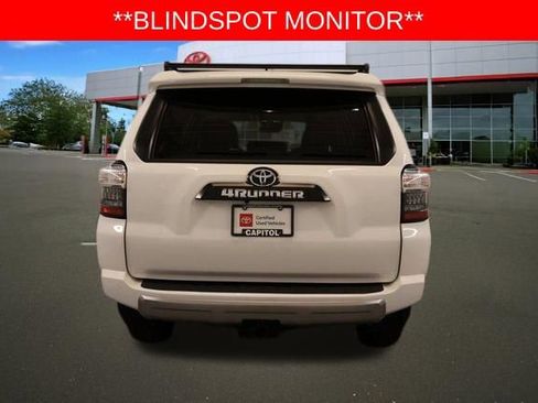 Certified 2024 Toyota 4Runner TRD Off-Road Premium w/ Moonroof Package AWD/4WD image 4