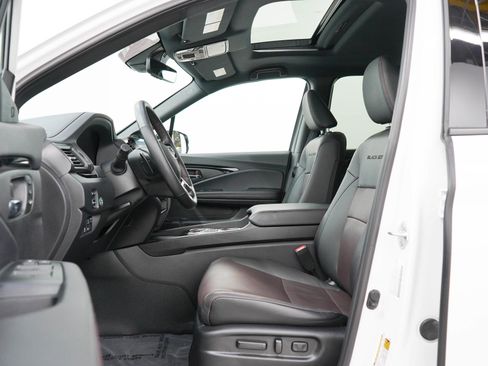 Used 2024 Honda Ridgeline Black Edition image 23