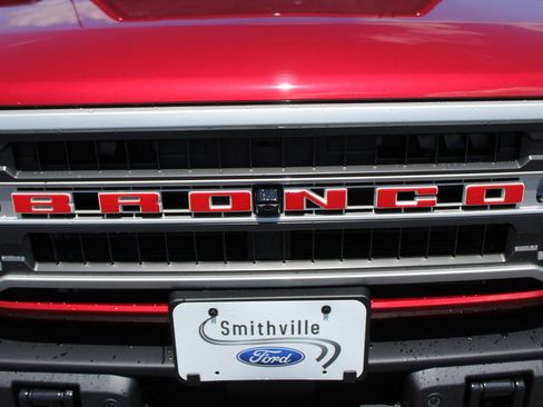 New 2026 Ford Bronco Outer Banks w/ Sasquatch Package AWD/4WD image 9
