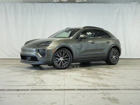 New 2026 Porsche Macan 4 Electric image 1