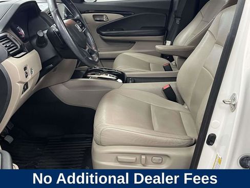 Used 2019 Honda Pilot Touring image 15