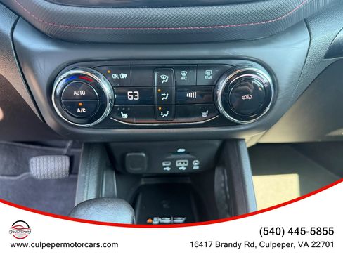 Used 2021 Chevrolet TrailBlazer RS w/ Sun and Liftgate Package AWD/4WD image 22