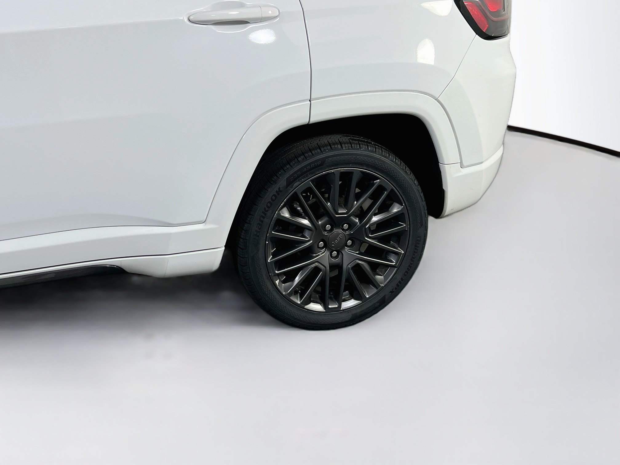 Used 2022 Jeep Compass High Altitude AWD/4WD image 30